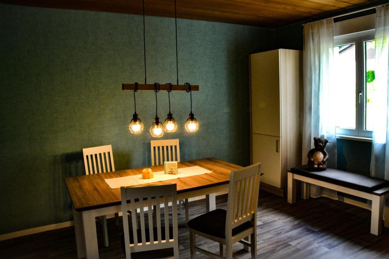 Ferienwohnung Jungbaer - Die Wohlfuehl-Adresse Im Stangenwald Sankt Ingbert Exterior foto